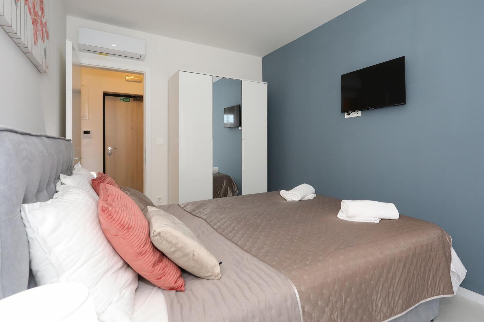 Apartment Relex With Pool & Jacuzzi Privlaka  Buitenkant foto