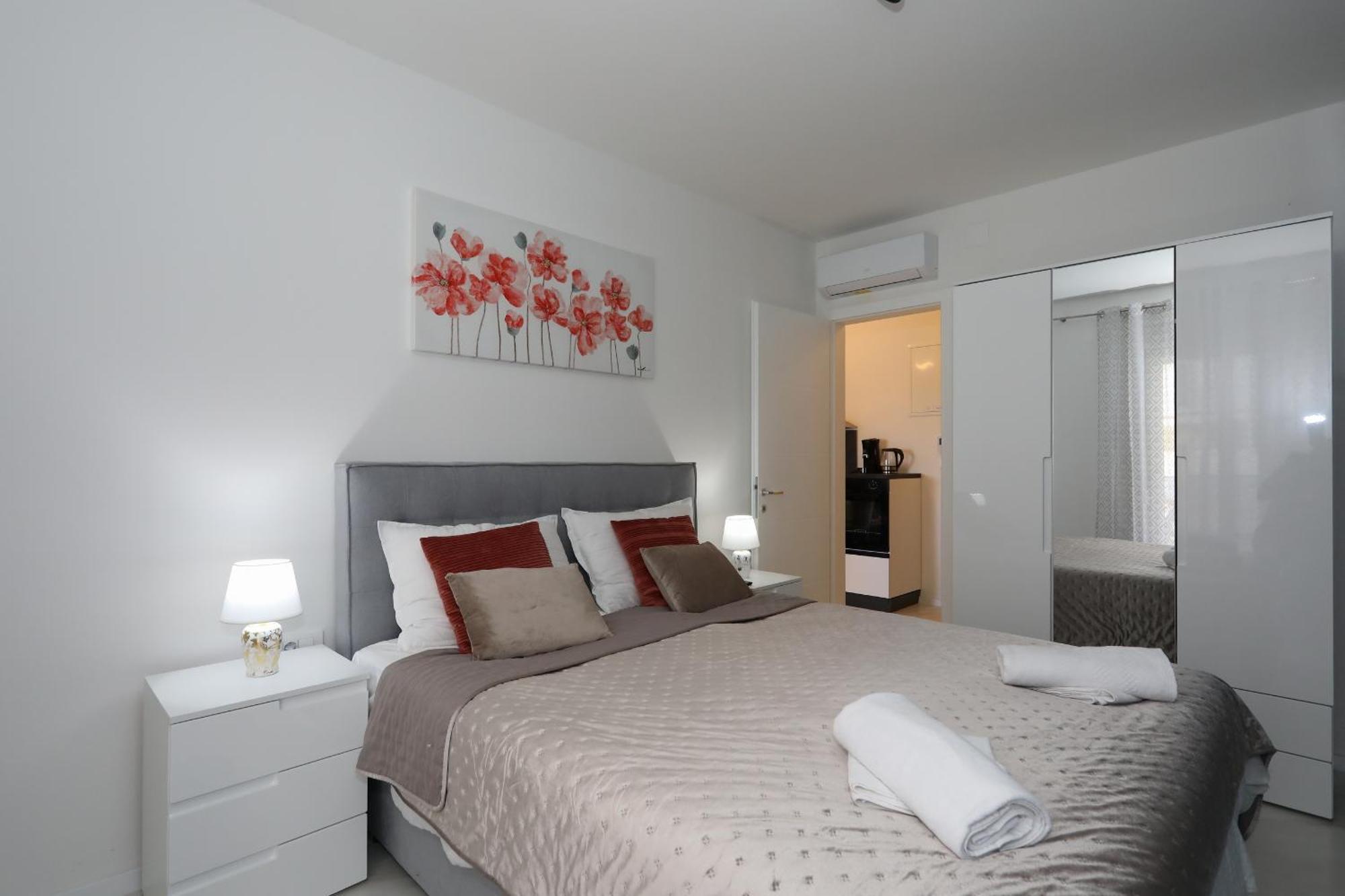 Apartment Relex With Pool & Jacuzzi Privlaka  Buitenkant foto
