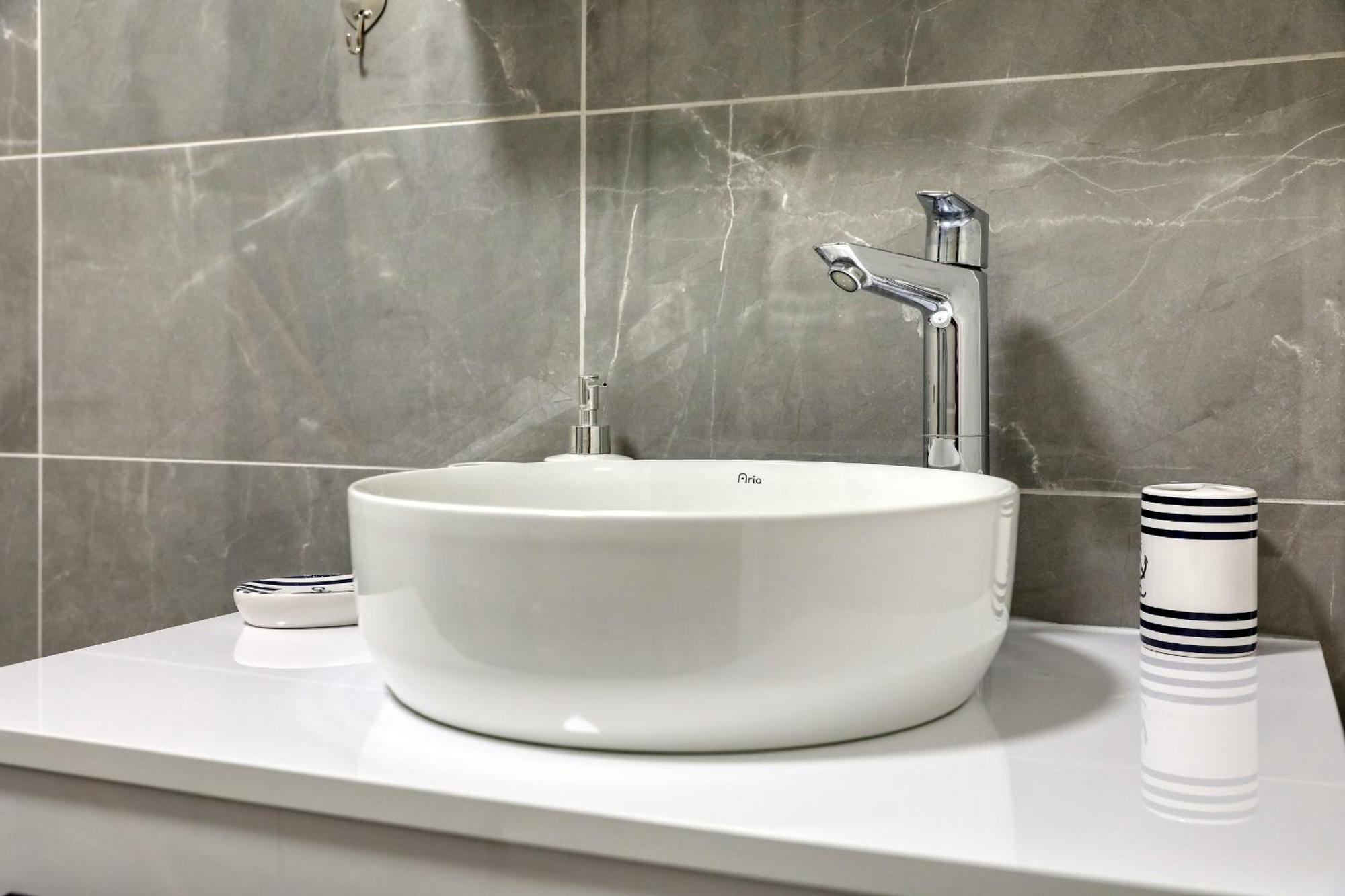 Apartment Relex With Pool & Jacuzzi Privlaka  Buitenkant foto
