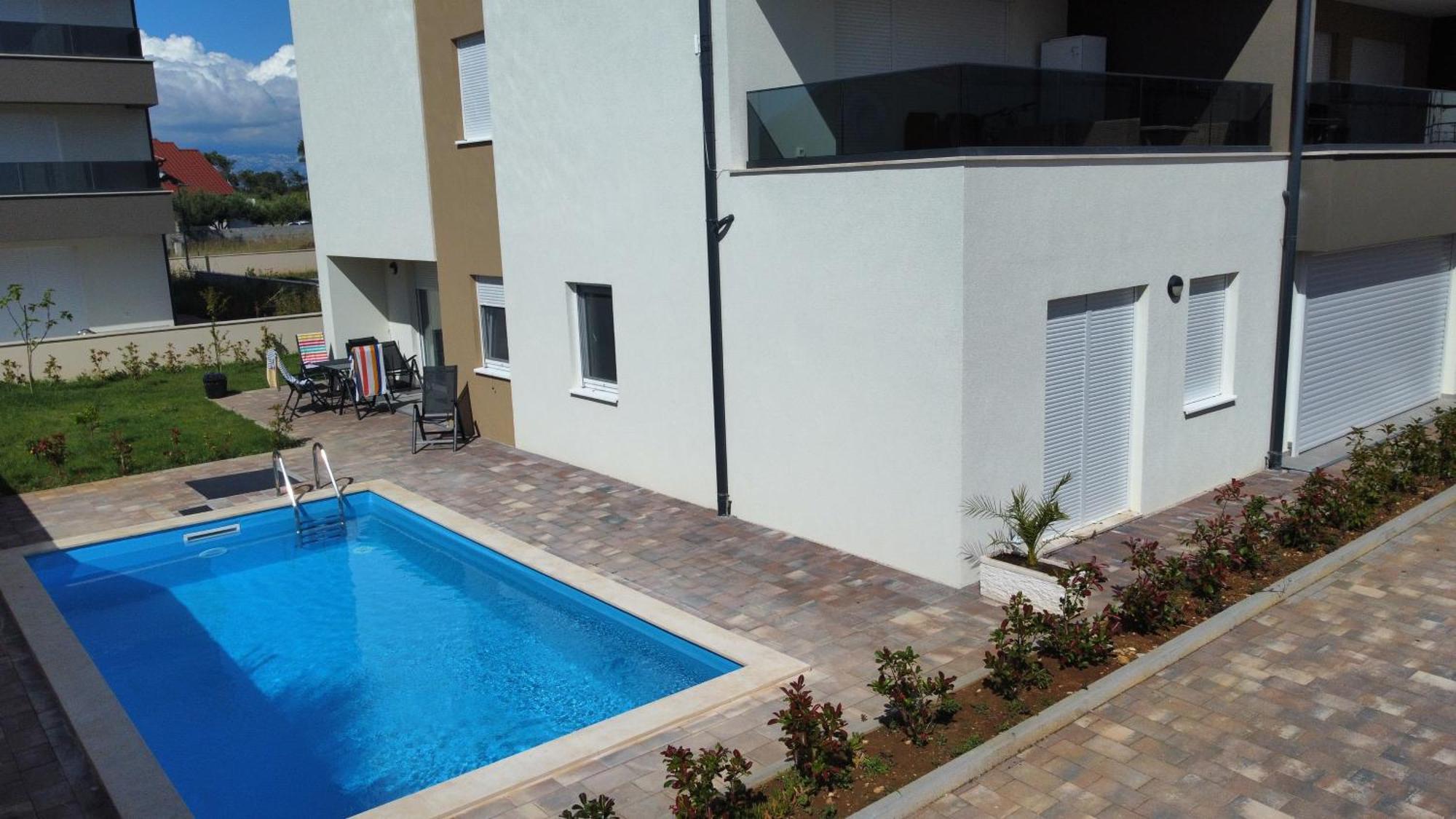 Apartment Relex With Pool & Jacuzzi Privlaka  Buitenkant foto